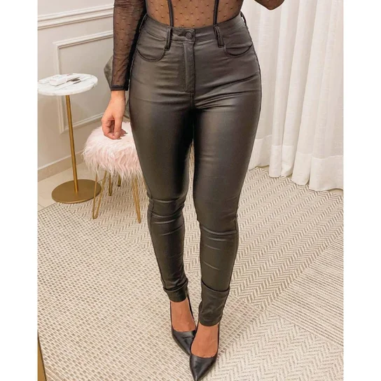 Calça Resinada 